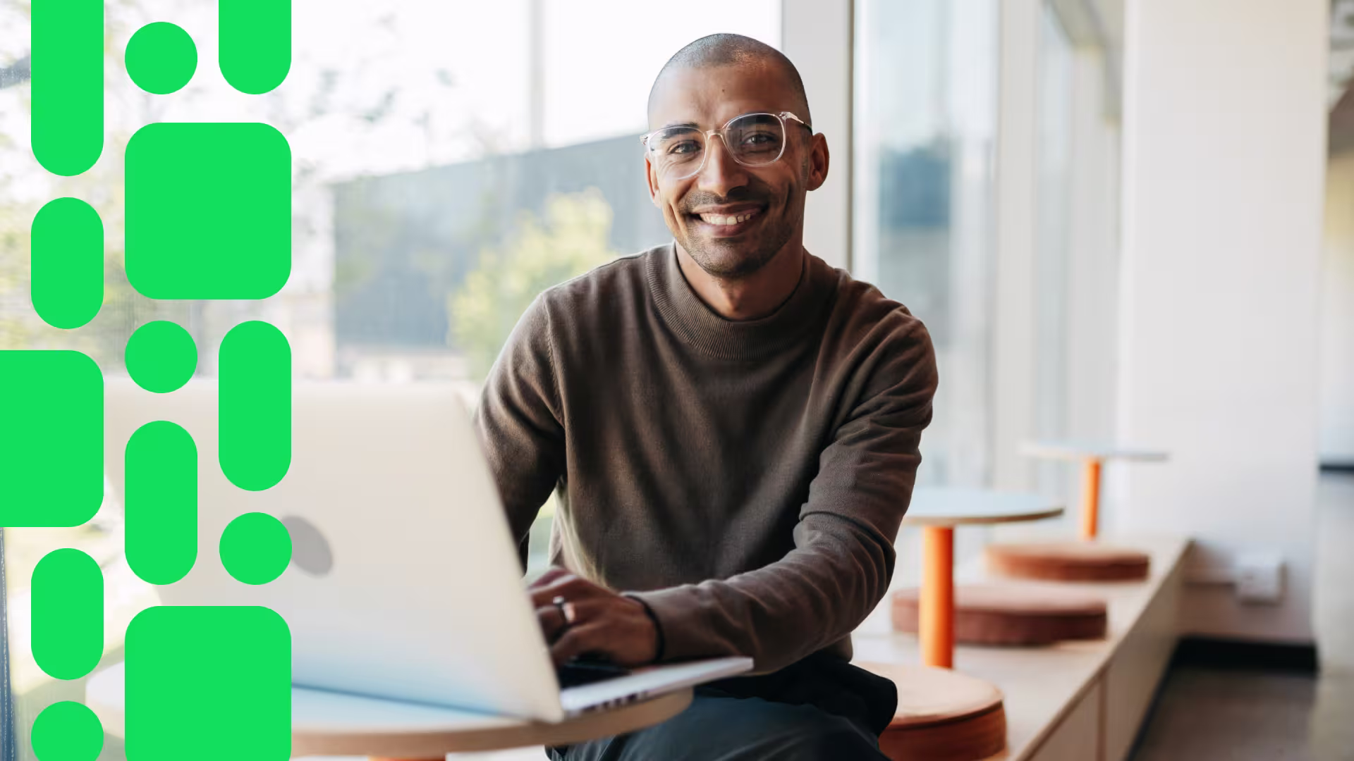 What inspired Specsavers to make the jump from a legacy CMS to a composable content platform? A story of leaving the monolith to adopt an eye-deal solution.