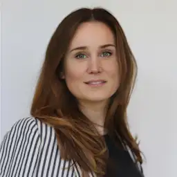 Esther is CEO at Spark Reply, a strategy and design company that creates meaningful, human-centred experiences and drives business growth by developing holistic experiences based on cutting-edge technologies.