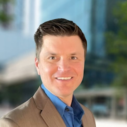 Greg leads the Learning Services team at Contentful, where he ensures users have access to the right training at the right time.